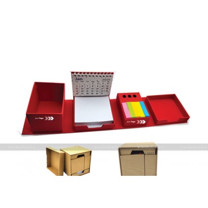 Personalized Red Pandora Folding Set